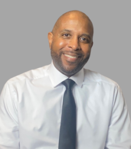 dacksr profile headshot (300 x 342 px)